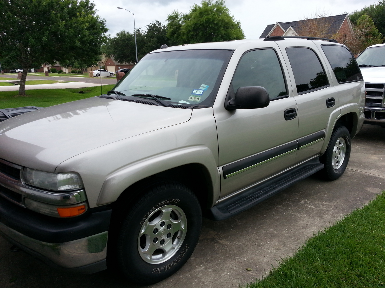 2004 Chevrolet Tahoe Pictures CarGurus