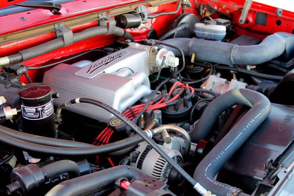 02 Ford Lightning Engine