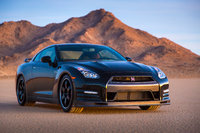2014 Nissan GT-R Overview 2014 Nissan GT-R Overview