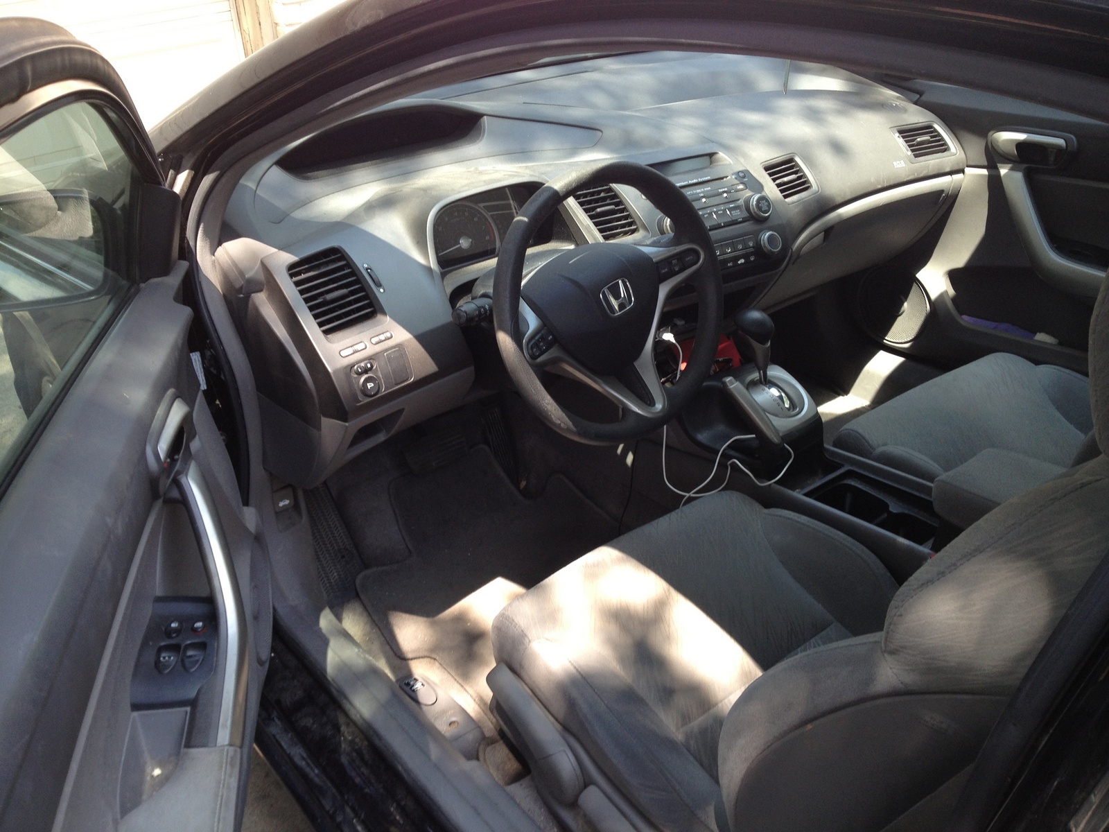 Honda civic coupe 2007 interior #2