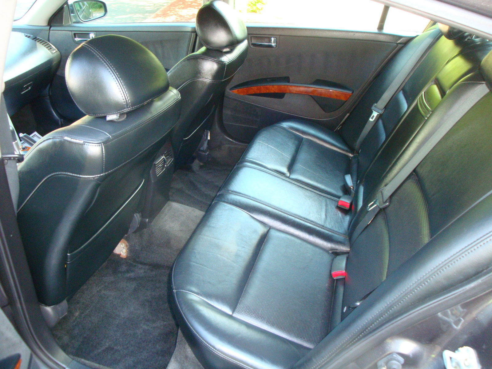 2005 Nissan maxima interior parts #2