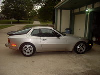 944 944