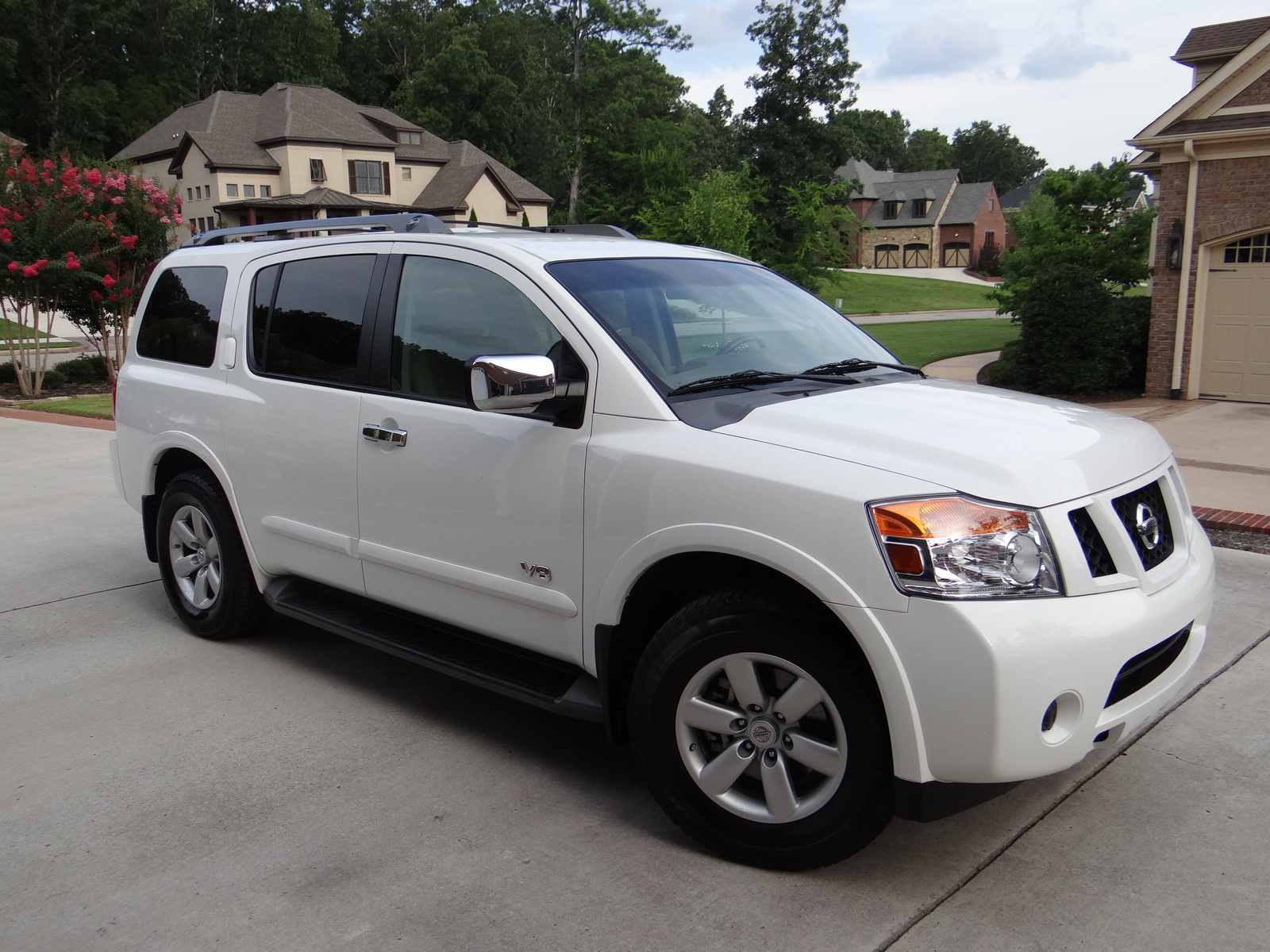 2008 Nissan armada se features #6