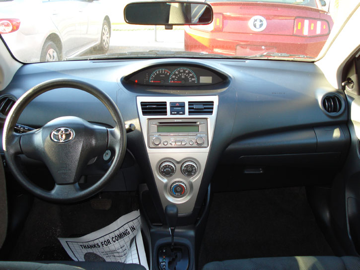 2012 Toyota Yaris