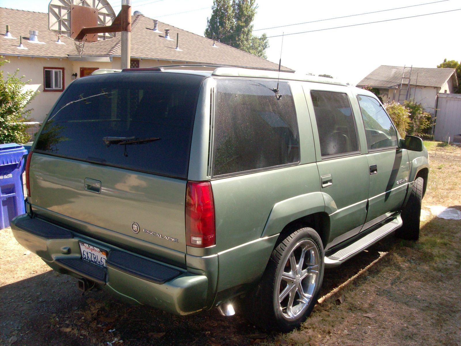 2000 Cadillac Escalade Pictures Cargurus