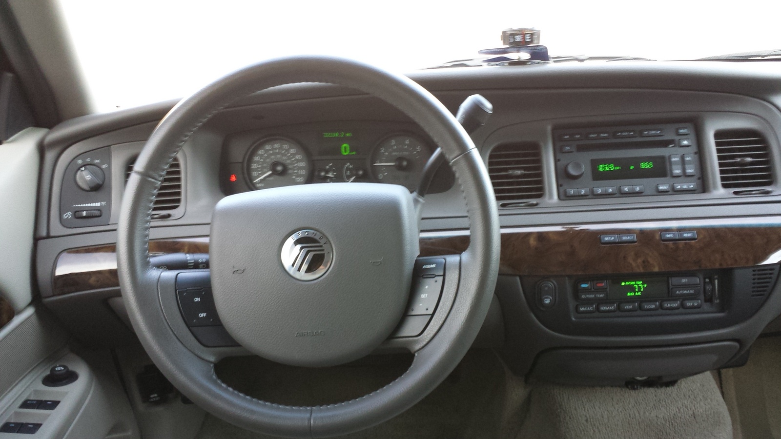 2010 Mercury Grand Marquis