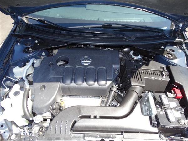 2010 Nissan Altima Coupe
