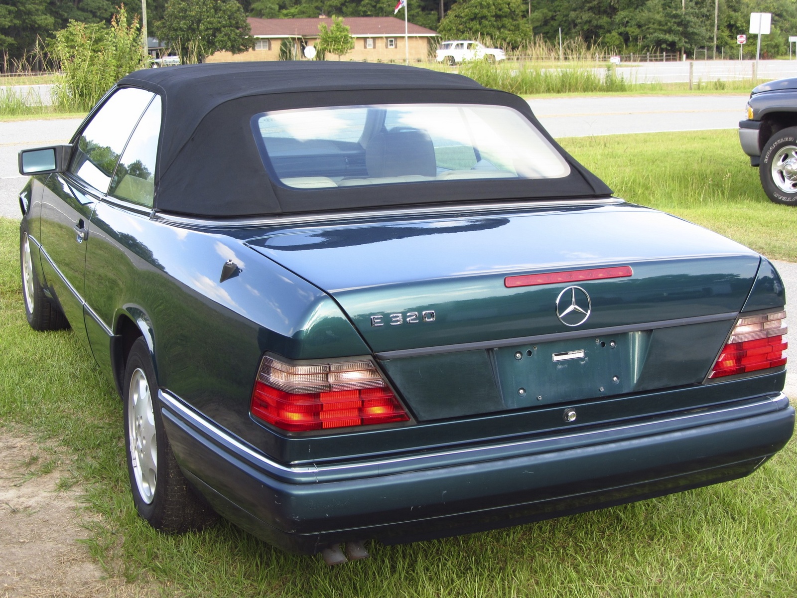 1995 Mercedes benz e320 convertible review #3