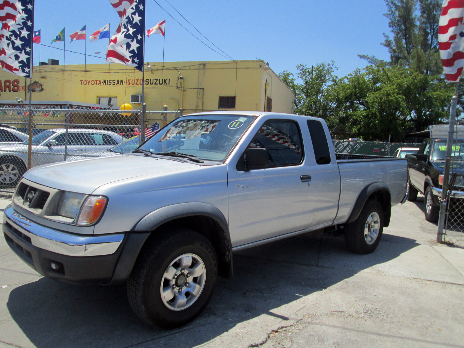 2000 Nissan frontier xe extended cab #5