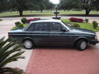 1990 Volvo 240 Overview 1990 Volvo 240 Overview