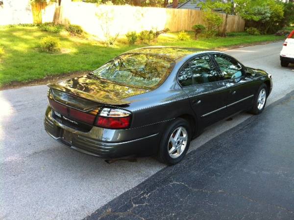2003 Pontiac Bonneville