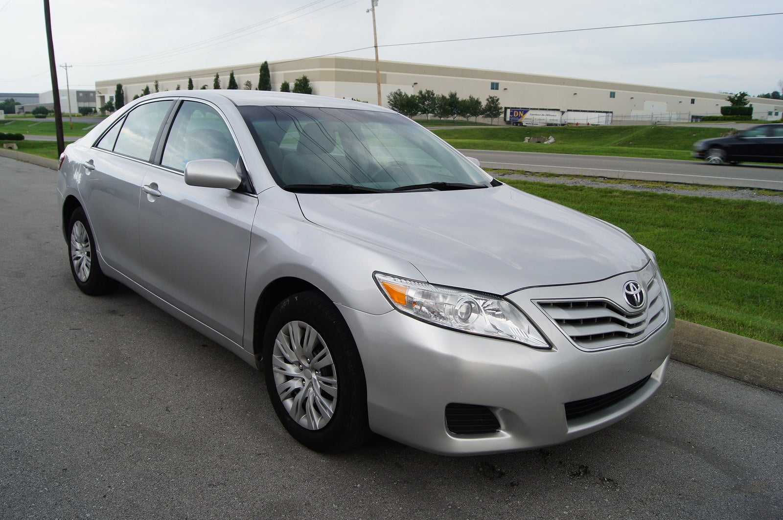 Picture of 2010 Toyota Camry SE, exterior