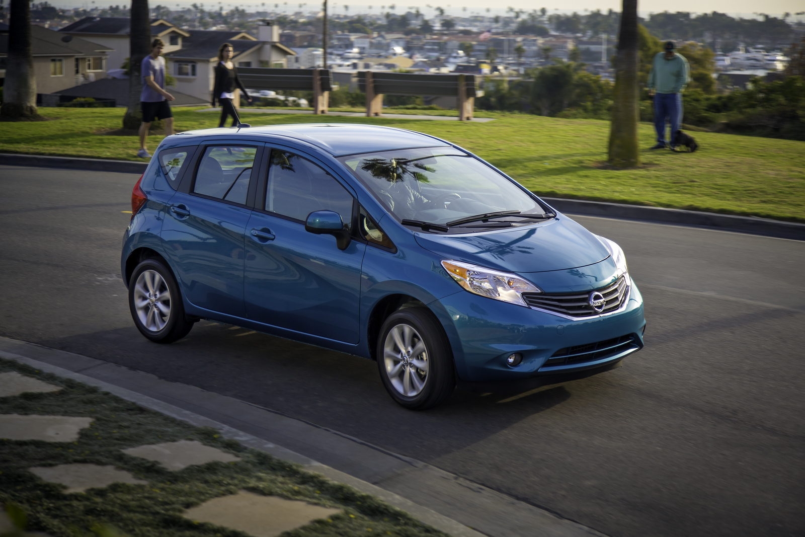 2014 Nissan versa note test drive #5