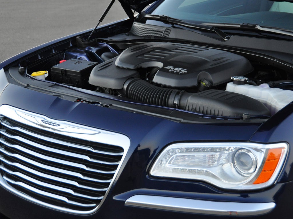 How much horsepower does a 2013 chrysler 300 have #2