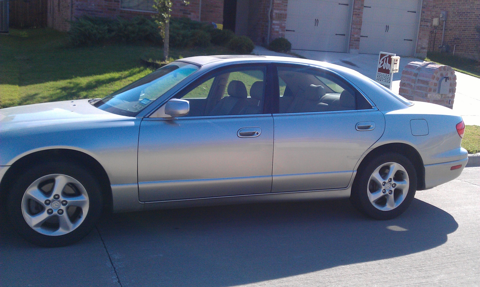 2001 Mazda Millenia