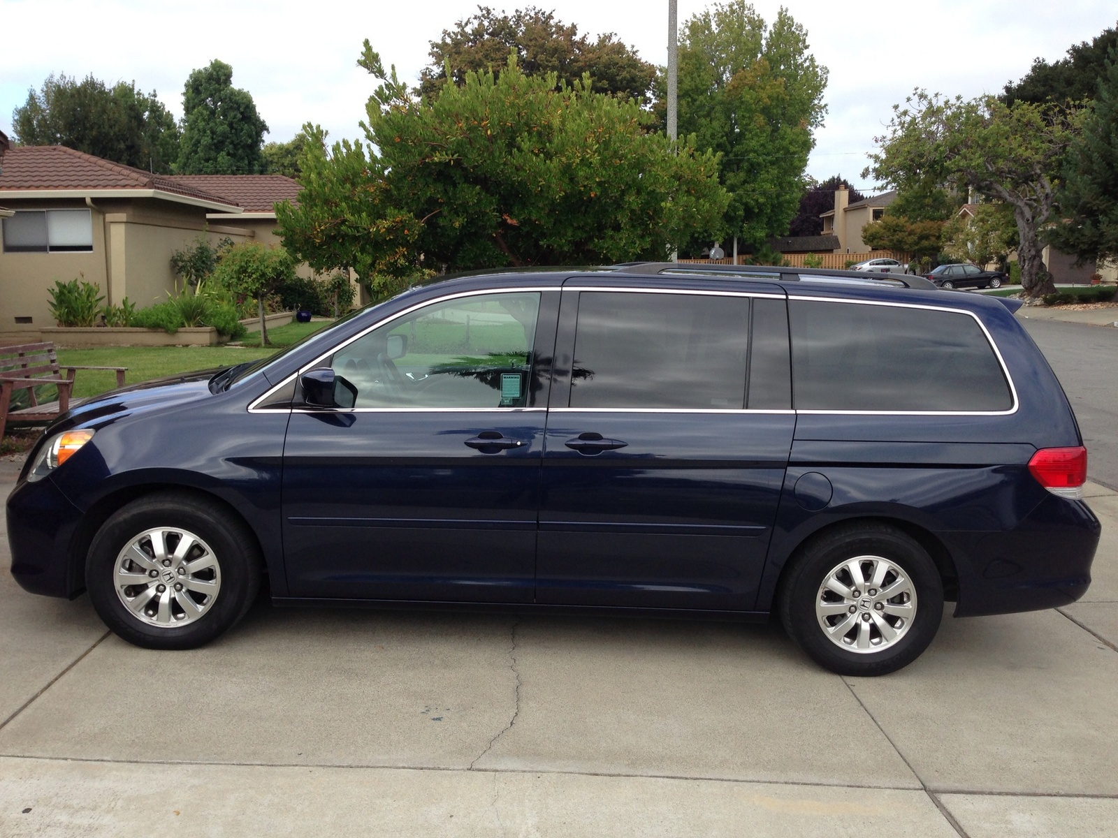 2008 Honda odyssey ex features