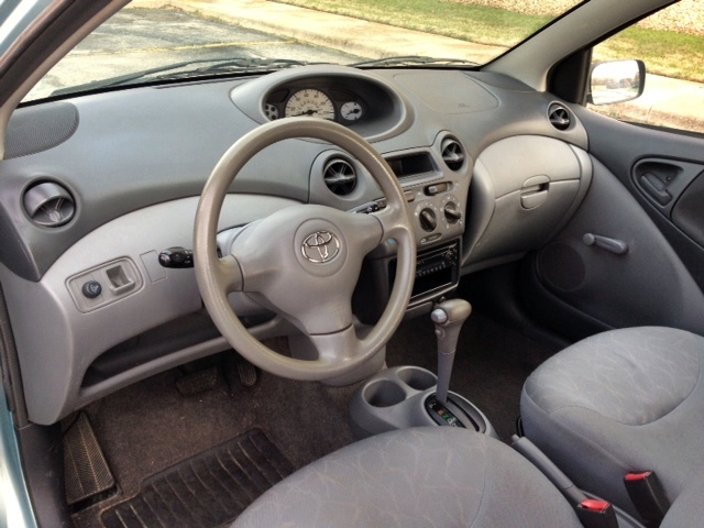 toyota echo interior #3