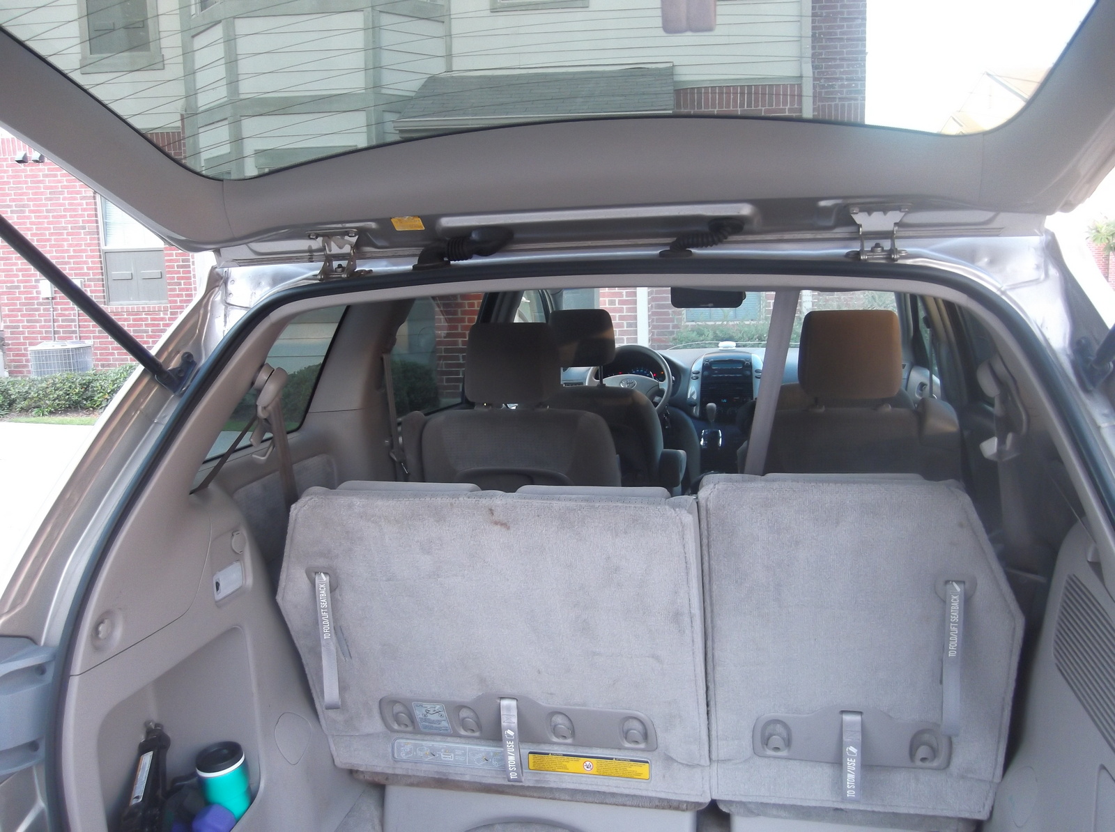 2007 toyota sienna le 8 passenger #3