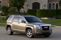 Front-quarter view. Copyright General Motors Front-quarter view. Copyright General Motors