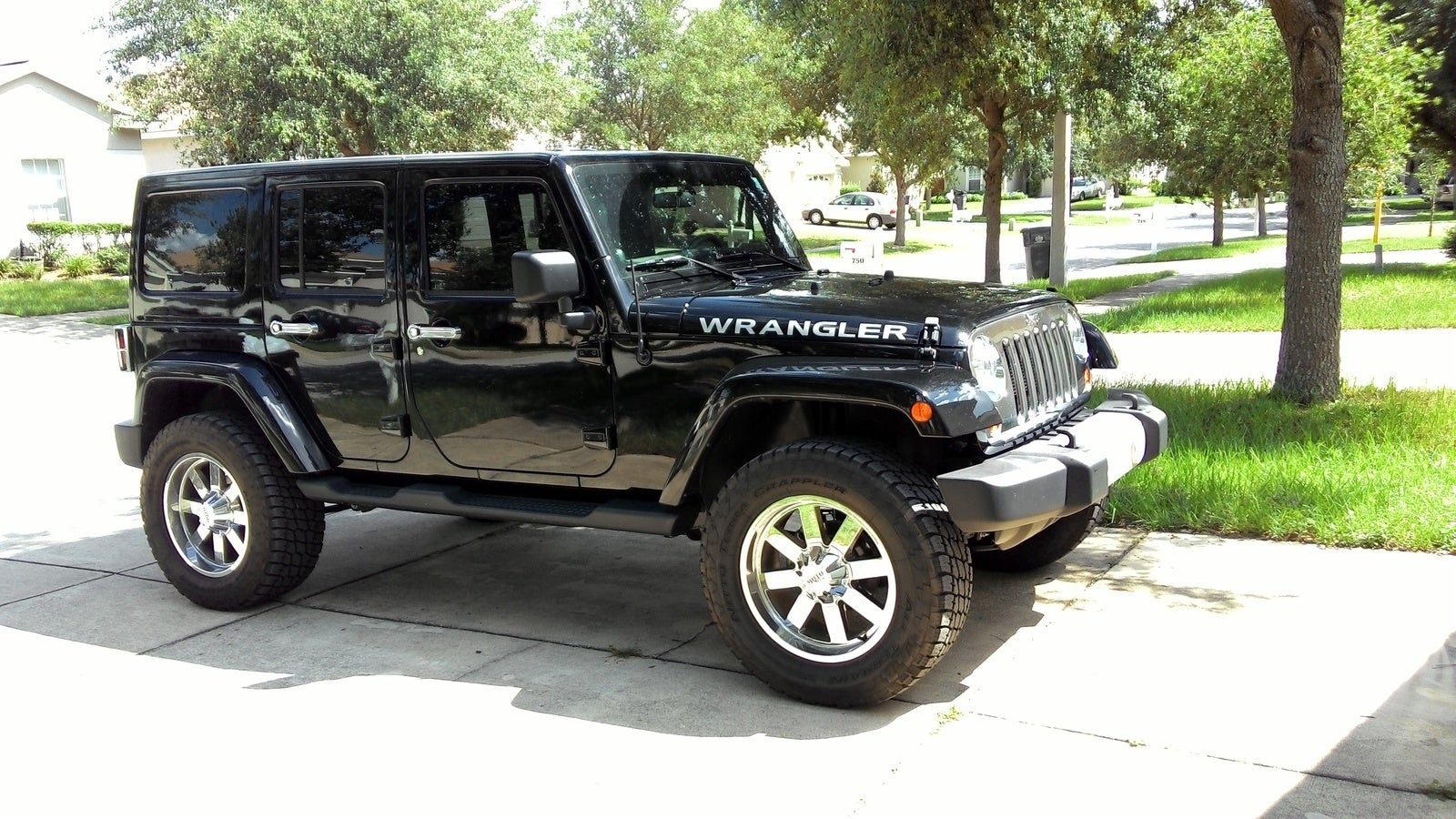 2012 Jeep wrangler unlimited sahara pictures