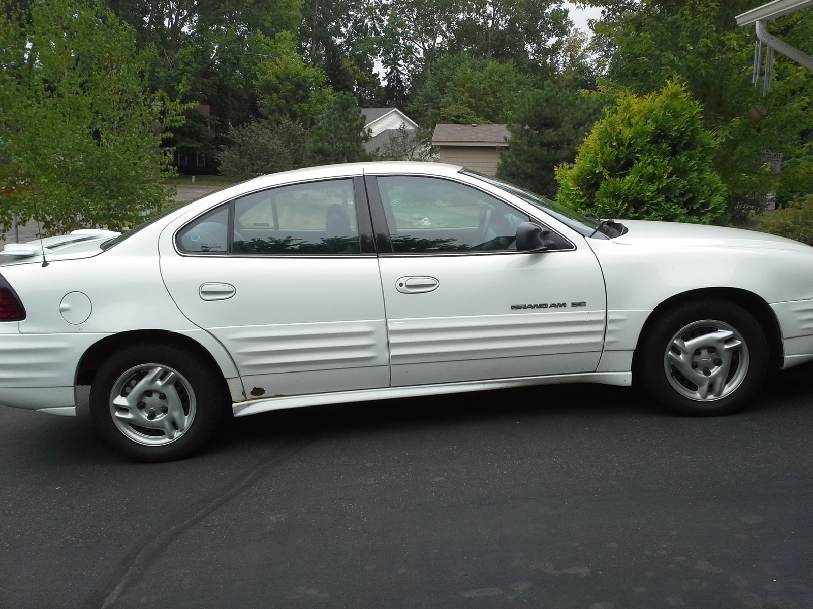 2001 Pontiac Grand Am V6 SE related infomation,specifications - WeiLi