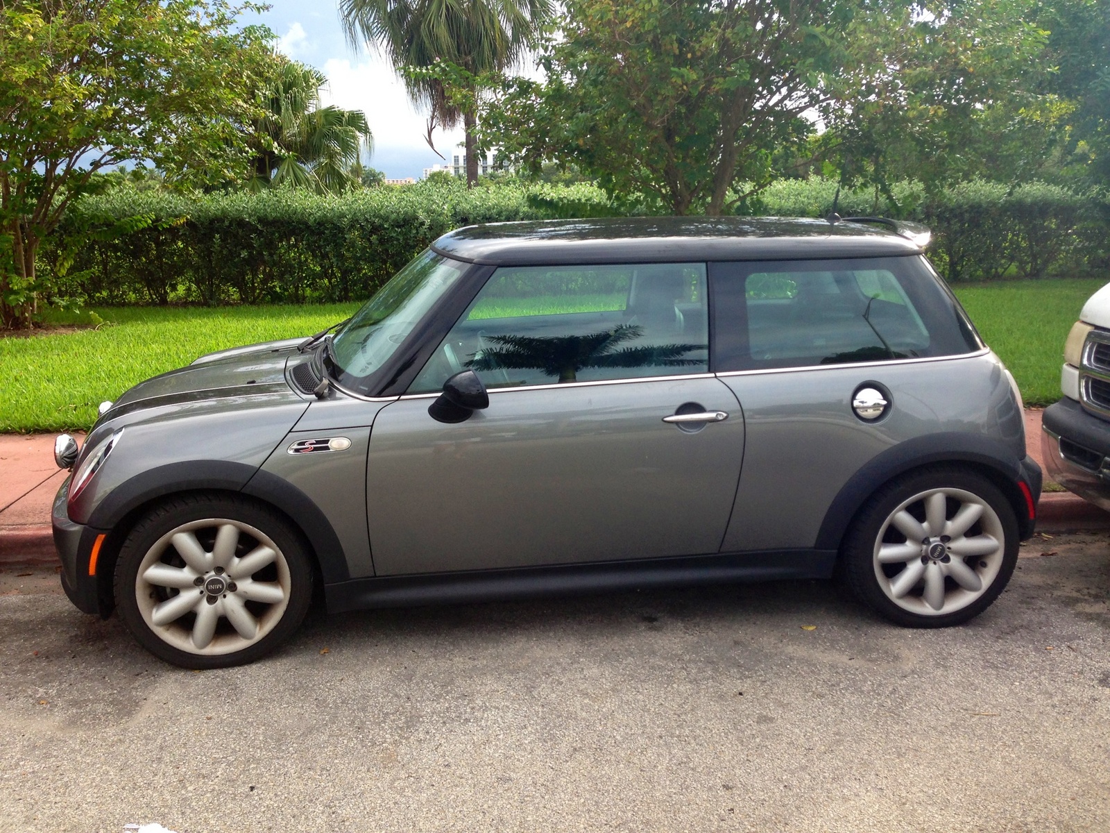 2004 Mini Cooper S Related Infomation Specifications