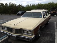 1987 Oldsmobile Custom Cruiser Overview 1987 Oldsmobile Custom Cruiser Overview