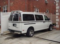 2005 Chevrolet Express Overview 2005 Chevrolet Express Overview