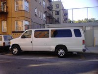1999 Ford E-350 Overview 1999 Ford E-350 Overview