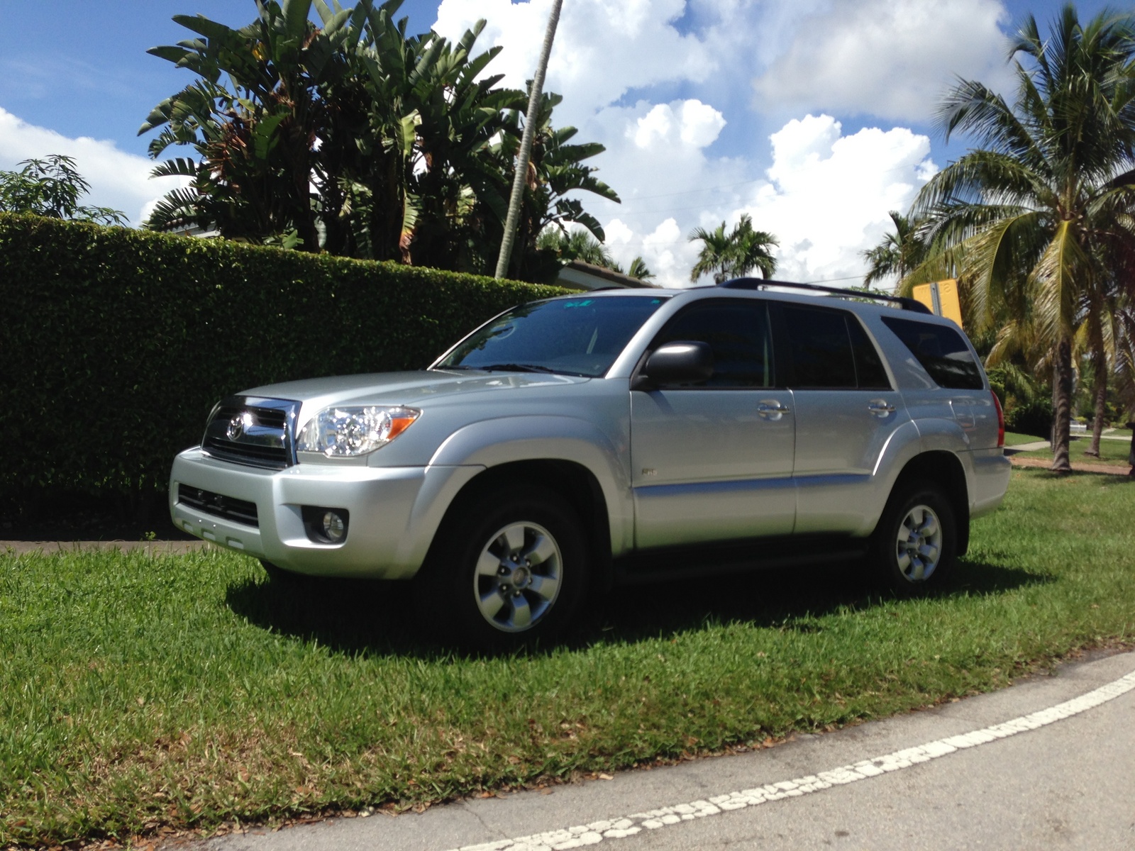 2006 Nissan pathfinder vs toyota 4runner #3