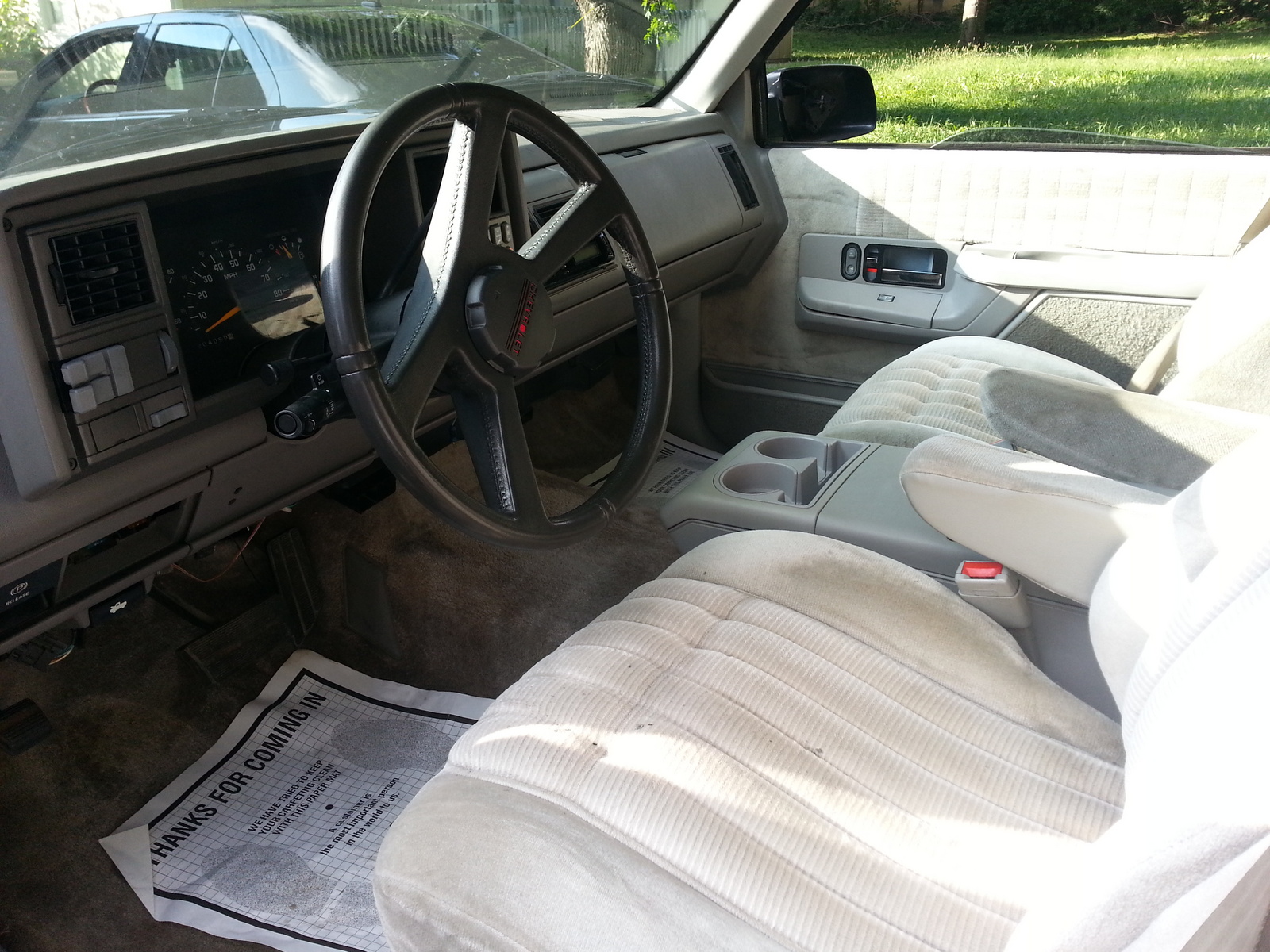 1992 suburban passenger side interior doors handle