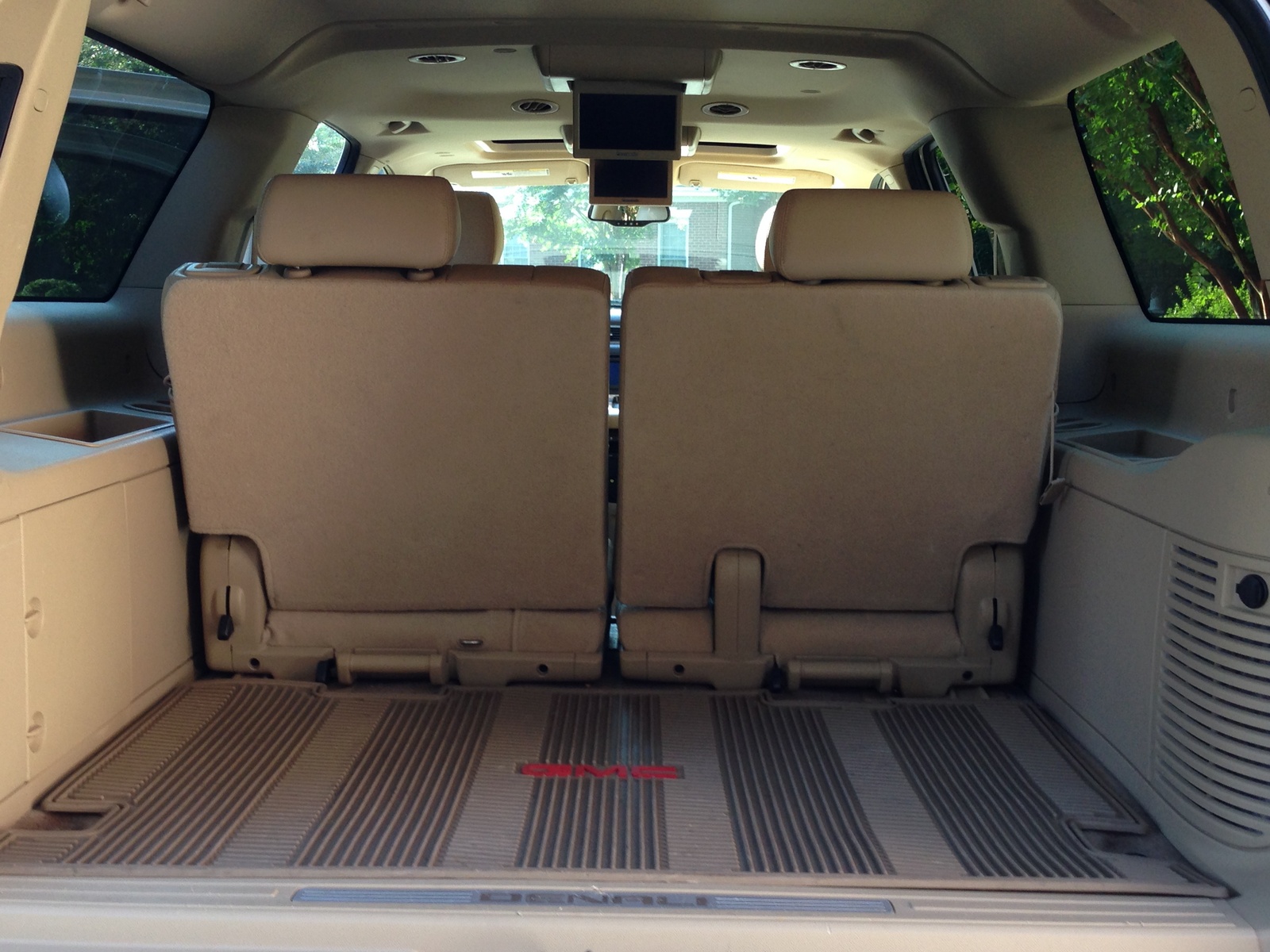 2010 GMC Yukon Denali