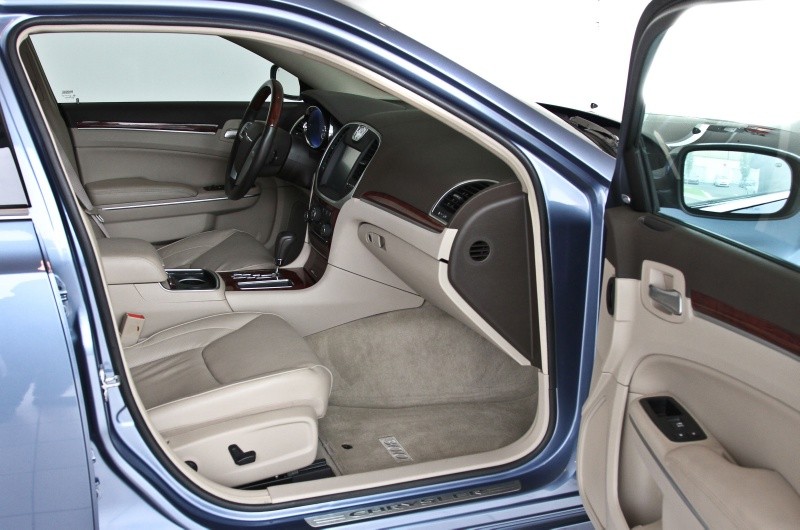 2011 Chrysler 300