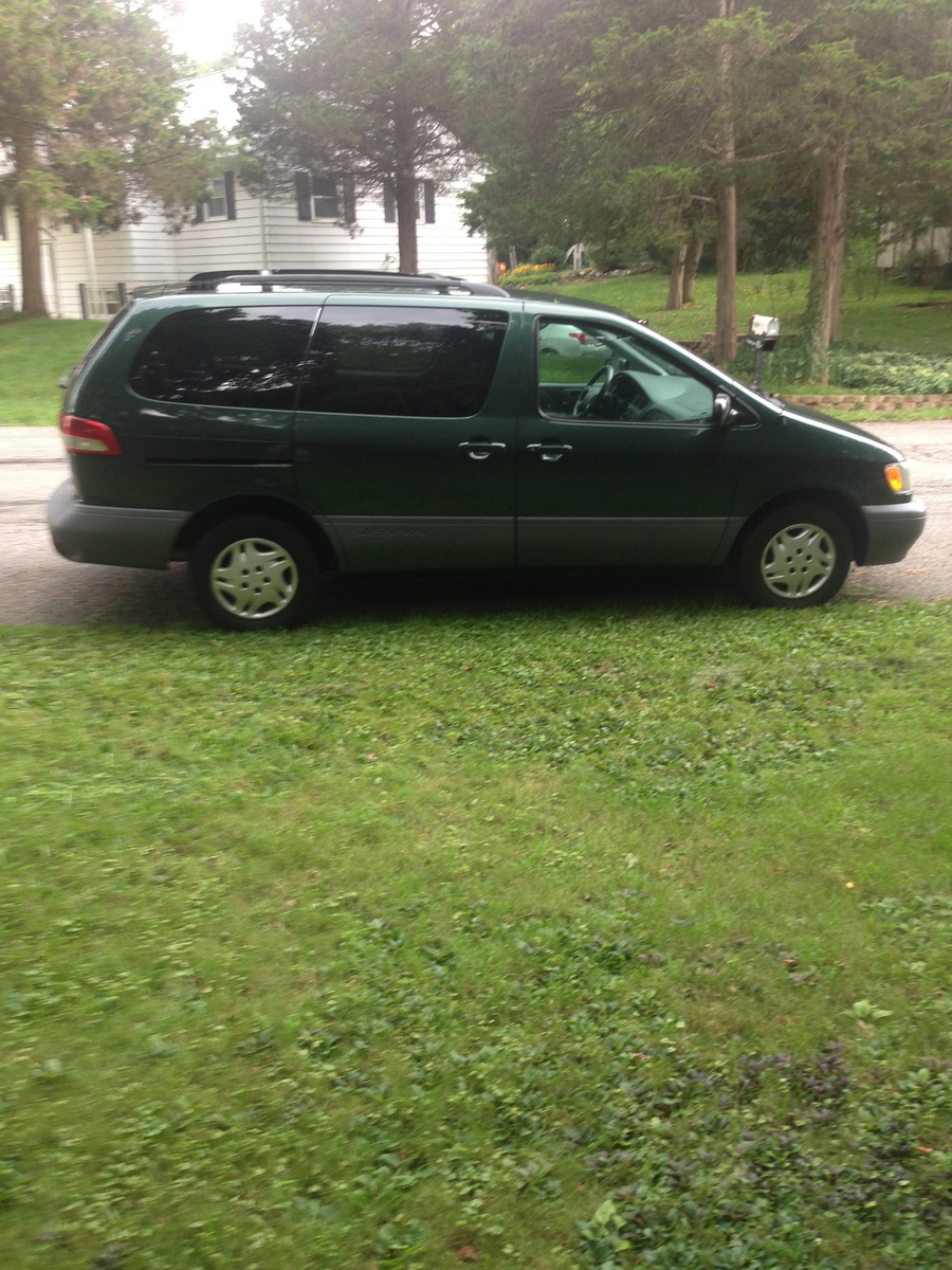 2001 Toyota Sienna