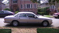2000 Jaguar XJ-Series Overview 2000 Jaguar XJ-Series Overview