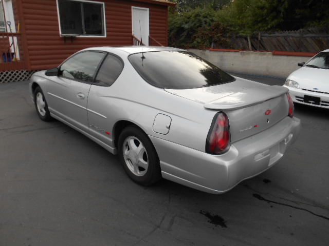 2001 Chevrolet Monte Carlo