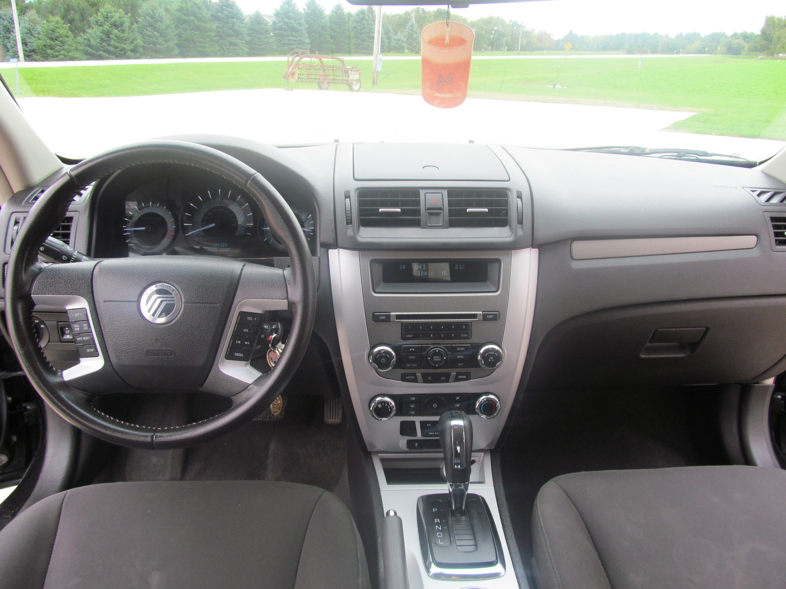 2010 Mercury Milan
