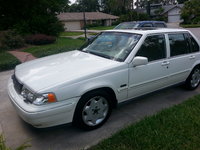 1996 Volvo 960 Overview 1996 Volvo 960 Overview