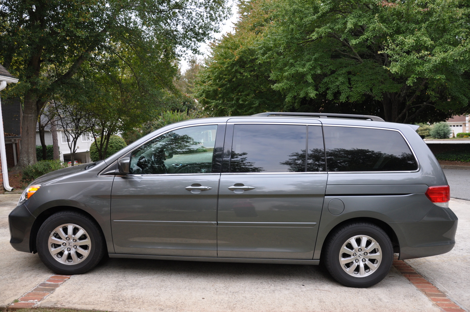 Standard features 2008 honda odyssey exl #3