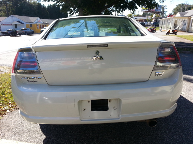 2004 Mitsubishi Galant