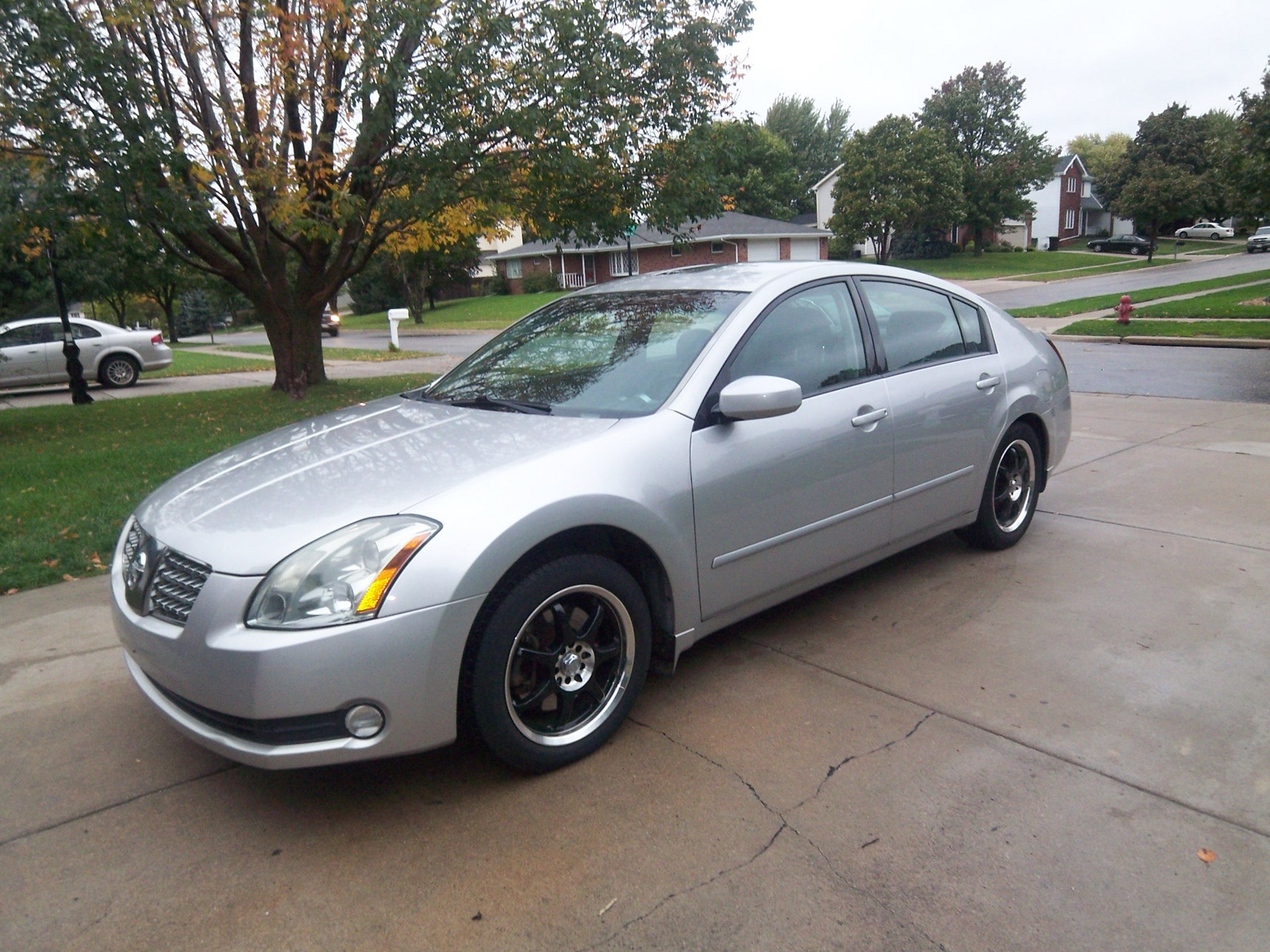 2005 Nissan maximas #5