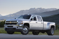 Front-quarter view. Copyright General Motors Front-quarter view. Copyright General Motors