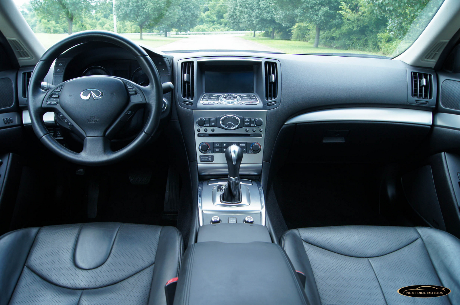 2010 Infiniti G37