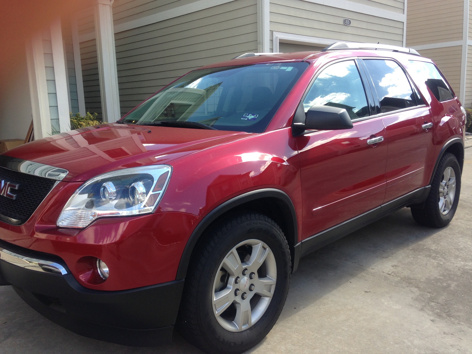 2012 GMC Acadia Pictures CarGurus