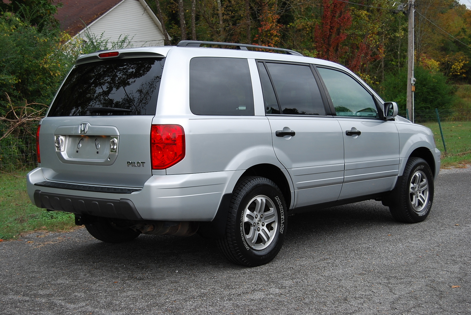 Dimensions 2004 honda pilot #1