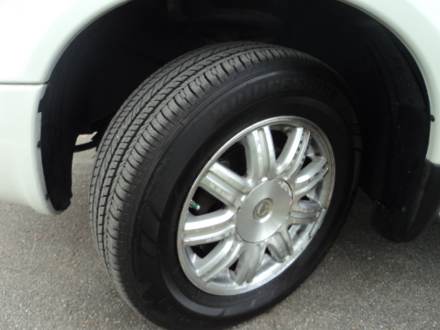 2005 Chrysler Town & Country