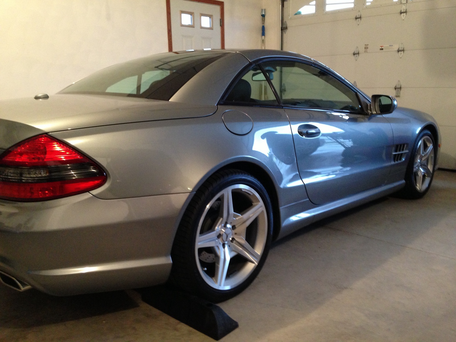 2009 Mercedes sl550 specs #3