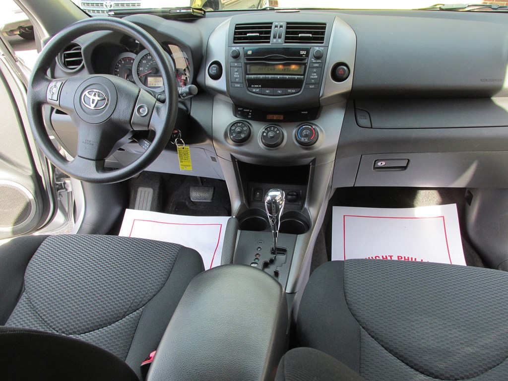 2009 Toyota rav4 interior pictures