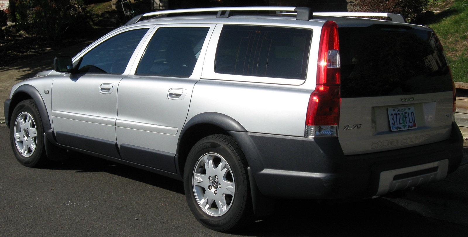 2005 Volvo XC70