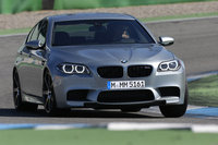 2014 BMW M5 Overview 2014 BMW M5 Overview